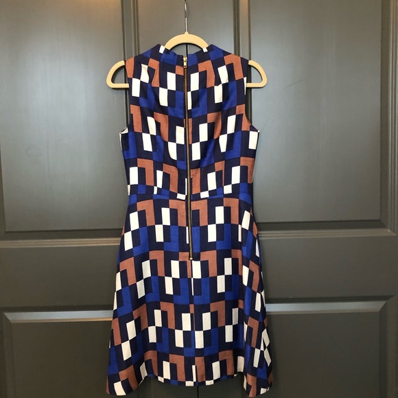 Milly size 4 a-line dress with pockets - Picture 2 of 4